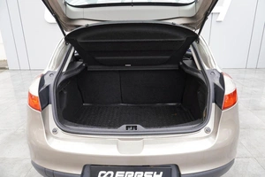 Хетчбэк Renault Megane 2012 года, 680000 рублей, Краснодар