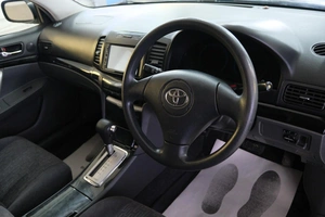 Седан Toyota Allion 2003 года, 719000 рублей, Омск