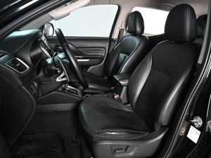 Пикап Mitsubishi L200 2022 года, 3699000 рублей, Аксай