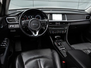 Седан Kia Optima 2017 года, 1650000 рублей, Краснодар