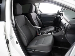 Седан Toyota Corolla 2017 года, 1625000 рублей, Тюмень