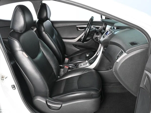 Седан Hyundai Avante 2012 года, 1269000 рублей, Аксай