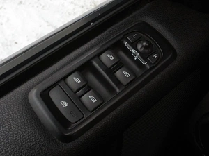 Внедорожник Land Rover Discovery 2011 года, 1540000 рублей, Нижний Новгород