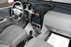 Седан Chevrolet Aveo 2004 года, 399000 рублей, Тюмень