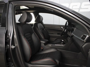 Седан Kia Optima 2019 года, 2640000 рублей, Омск