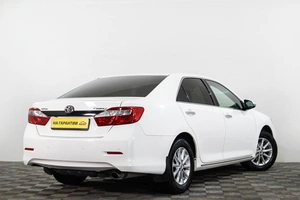 Седан Toyota Camry 2012 года, 1569000 рублей, Сургут