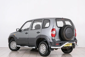 Внедорожник Chevrolet Niva 2011 года, 899000 рублей, Красноярск