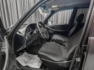 Внедорожник Chevrolet Niva 2009 года, 505000 рублей, Красноярск