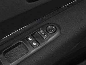 Внедорожник Peugeot 3008 2011 года, 620000 рублей, Омск