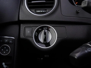 Седан Mercedes-benz C-класс 2011 года, 1590000 рублей, Волгоград