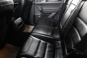 Внедорожник Volkswagen Touareg 2011 года, 2199000 рублей, Сургут