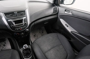 Седан Hyundai Solaris 2015 года, 749000 рублей, Красноярск