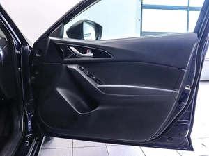 Хетчбэк Mazda Axela 2015 года, 1250000 рублей, Красноярск