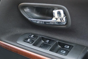 Минивэн Nissan Elgrand 2007 года, 1789000 рублей, Омск