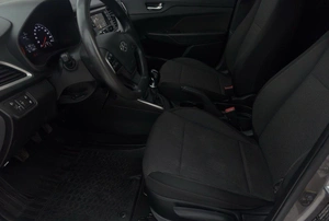 Седан Hyundai Solaris 2018 года, 1152000 рублей, Солонцы