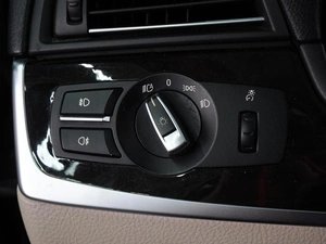Седан BMW 5 серия 2010 года, 1961000 рублей, Воронеж