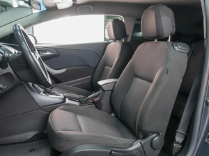 Хетчбэк Opel Astra 2013 года, 999000 рублей, Сургут