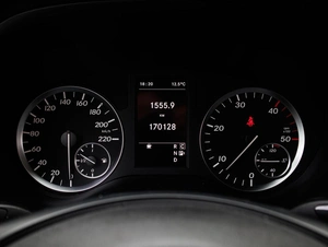 Минивэн Mercedes-benz Vito 2017 года, 3500000 рублей, Большой Сочи