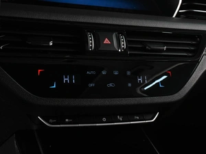 Внедорожник Hongqi HS5 2023 года, 2849000 рублей, Аксай