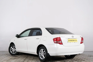 Седан Toyota Corolla Axio 2010 года, 789000 рублей, Красноярск