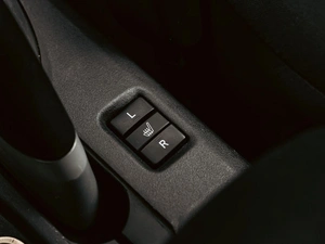 Хетчбэк Toyota Auris 2010 года, 690000 рублей, Краснодар