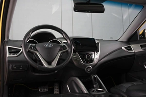 Хетчбэк Hyundai Veloster 2012 года, 910000 рублей, Омск