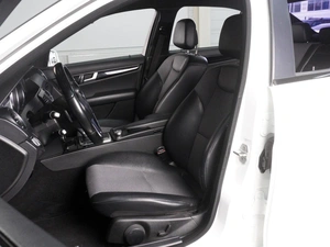 Седан Mercedes-benz C-класс 2012 года, 1885000 рублей, Красный Пахарь