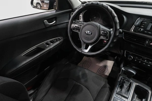 Седан Kia Optima 2016 года, 1599000 рублей, Новокузнецк