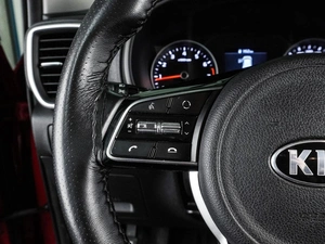 Внедорожник Kia Sportage 2018 года, 2300000 рублей, Воронеж