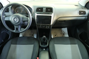 Седан Volkswagen Polo 2014 года, 929000 рублей, Омск