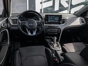 Хетчбэк Kia Ceed 2022 года, 1980000 рублей, Краснодар