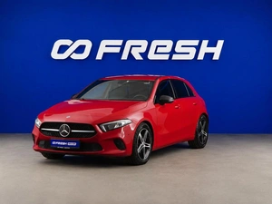 Хетчбэк Mercedes-benz A-класс 2018 года, 1899050 рублей, Москва