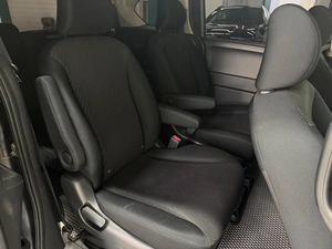 Минивэн Honda Freed 2012 года, 979000 рублей, Красноярск