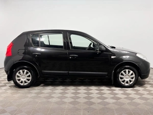 Хетчбэк Renault Sandero 2011 года, 509900 рублей, Казань