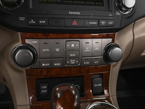 Внедорожник Toyota Highlander 2010 года, 1798000 рублей, Ставрополь