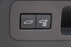 Внедорожник Toyota Land Cruiser 2022 года, 11889000 рублей, Омск