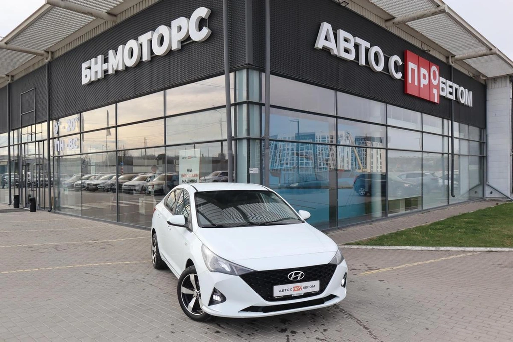 Седан Hyundai Solaris 2020 года, 1527000 рублей, Мирное