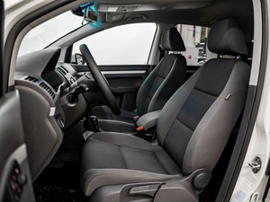 Минивэн Volkswagen Touran 2012 года, 980000 рублей, Красноярск