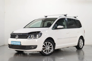 Минивэн Volkswagen Touran 2011 года, 1199000 рублей, Челябинск