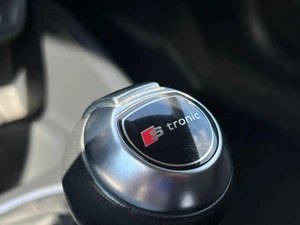 Хетчбэк Audi A1 2011 года, 1100000 рублей, Ижевск