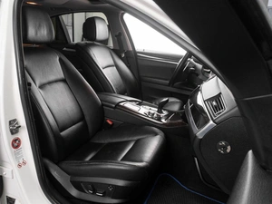 Седан BMW 5 серия 2010 года, 2029000 рублей, Тюмень