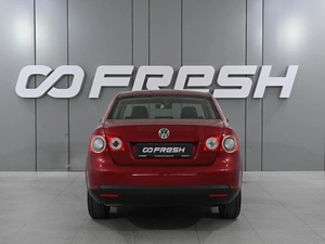 Седан Volkswagen Jetta 2010 года, 599000 рублей, Ростов-на-Дону