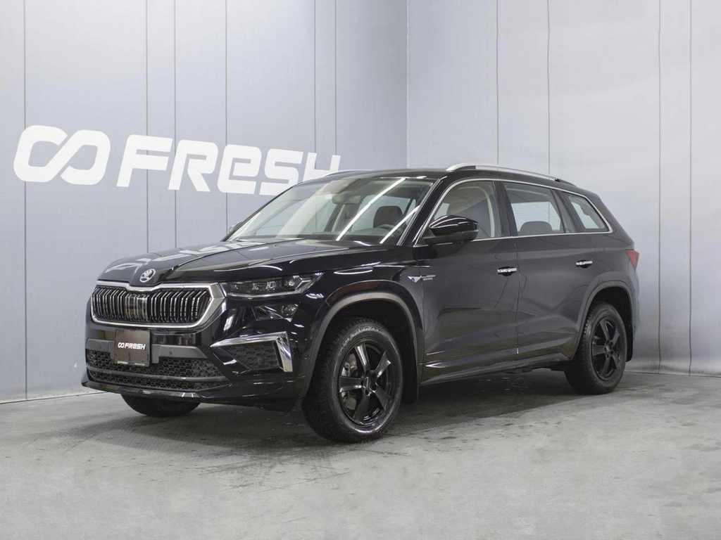 Внедорожник Skoda Kodiaq 2023 года, 4957000 рублей, Омск