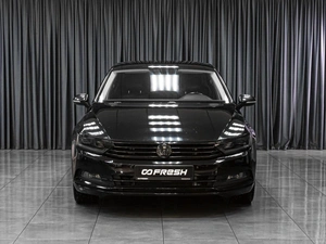 Седан Volkswagen Passat 2016 года, 1979000 рублей, Тюмень
