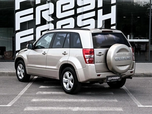 Внедорожник Suzuki Grand Vitara 2010 года, 1199000 рублей, Волгоград