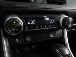 Внедорожник Toyota RAV4 2020 года, 3099000 рублей, Воронеж