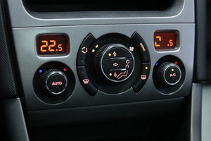 Хетчбэк Peugeot 308 2008 года, 533000 рублей, Солонцы