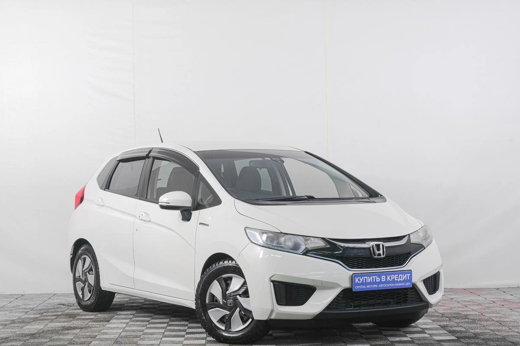 Хетчбэк Honda Fit 2016 года, 1209000 рублей, Кемерово