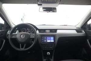Хэтчбек 4 дв. Skoda Rapid 2016 года, 1000000 рублей, Орёл