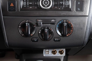 Хетчбэк Nissan Tiida 2012 года, 779000 рублей, Пермь
